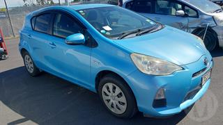 2013 Toyota Aqua Hatch Photo