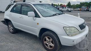 2001 Toyota Harrier Station Wagon Photo