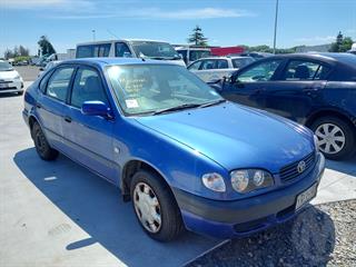 1999 Toyota Corolla 1.6P XL Hatchback 5 Hatch Photo
