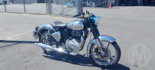 2025 Royal Enfield Classic Motorcycle Photo