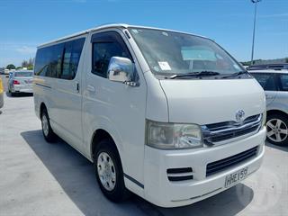 2005 Toyota Hiace Van Photo