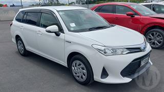 2019 Toyota Corolla Fielder Hybrid Station Wagon Photo