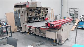 Murata Wiedemann Centrum 2000/q Turret Punch Photo