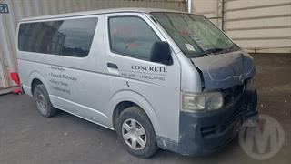 2007 Toyota Hiace Van Photo
