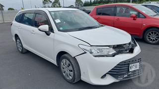 2015 Toyota Corolla Fielder Hatch Photo