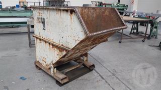 Tipping Steel BIN Engineering Equipment Photo