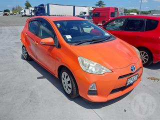 2013 Toyota Aqua Hatch Photo