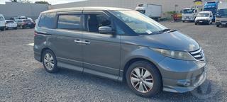 2008 Honda Elysion Station Wagon Photo