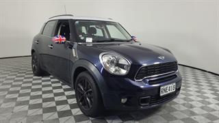 2011 BMW Mini 5D Hatch Photo