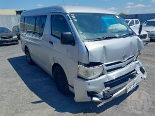 2011 Toyota Hiace Mini Bus Photo