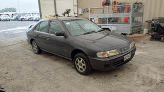 1996 Nissan Sunny Sedan Photo