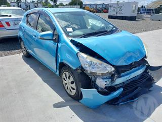 2014 Toyota Aqua Hatch Photo