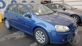 2005 Volkswagen Golf Hatch Photo