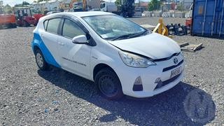 2014 Toyota Aqua Hatch Photo