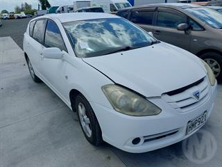 2005 Toyota Caldina Station Wagon Photo