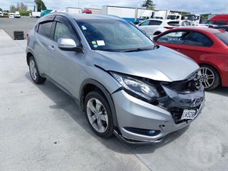 2014 Honda Vezel Hybrid Hatch Photo