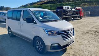 2021 Hyundai Imax 2.5 Crdi Auto Van Photo