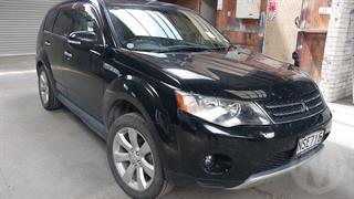 2011 Mitsubishi Outlander Multi Purpose Vehicle Photo