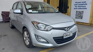 2012 Hyundai I20 PB 1.4 A4 5D Hatch Photo