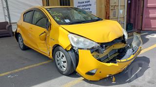 2012 Toyota Aqua Hybrid Hatch Photo