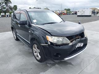 2005 Mitsubishi Outlander Hatch Photo