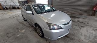 2003 Toyota Will VS Station Wagon Photo