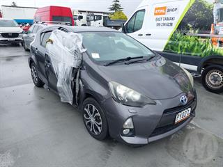 2012 Toyota Aqua Hatch Photo