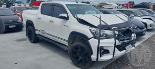 2019 Toyota Hilux SR5 TD DC 2.8D/6AT Dual Cab Utility Photo