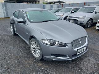 2014 Jaguar XF Sedan Photo