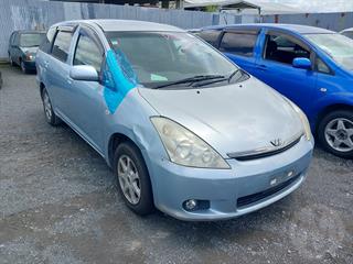 2004 Toyota Wish Station Wagon Photo