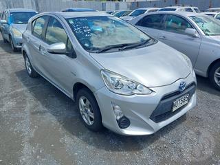 2015 Toyota Aqua Hatch Photo