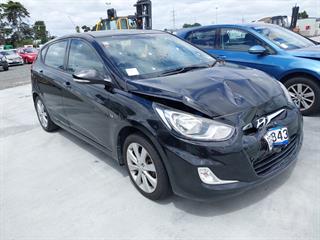 2012 Hyundai Accent 1.6 Elite 5D A4 Hatch Photo