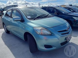 2005 Toyota Belta Sedan Photo