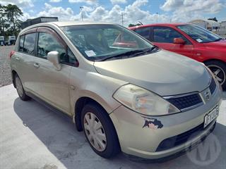 2005 Nissan Tiida Hatch Photo