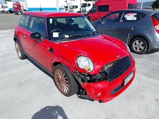 2012 MINI Cooper ONE Hatch Photo