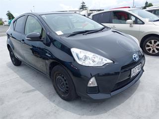 2014 Toyota Aqua Hatch Photo