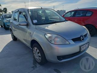 2005 Mazda Demio Hatch Photo