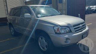 2005 Toyota Kluger Station Wagon Photo