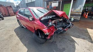 2018 Mitsubishi Eclipse Station Wagon Photo