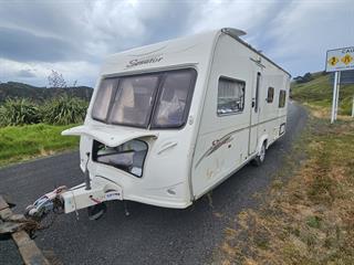 2006 Caravan Bailey Indianna Caravan Photo