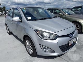2012 Hyundai I20 PB 1.4 A4 Hatch Photo