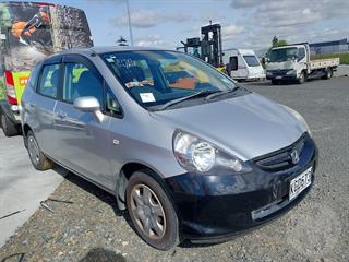 2007 Honda fit Hatch Photo