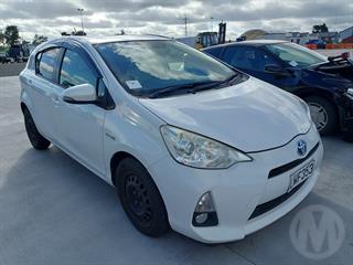 2012 Toyota Aqua Hatch Photo