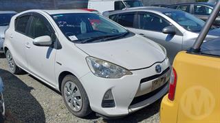 2014 Toyota Aqua Hatch Photo