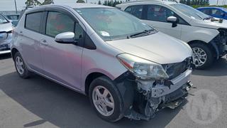 2013 Toyota Vitz Hatch Photo