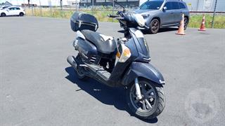 2015 Kymco Like 50 2T Scooter Photo