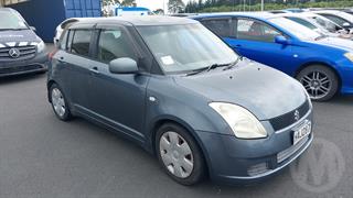 2004 Suzuki Swift Hatch Photo