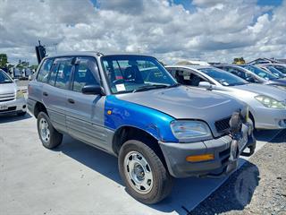 1995 Toyota RAV4 L Station Wagon Photo