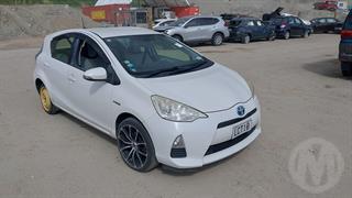 2012 Toyota Aqua Hatch Photo