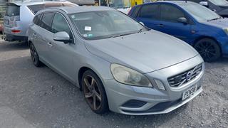 2012 Volvo V60 Station Wagon Photo